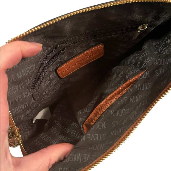 Steve Madden Camel Crossbody Bag - Picture 4 of 7